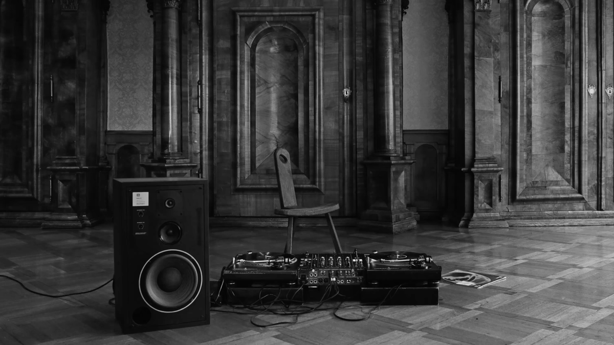 The sound of ILHEMENT: A vinyl collaboration with Milieu Mauri