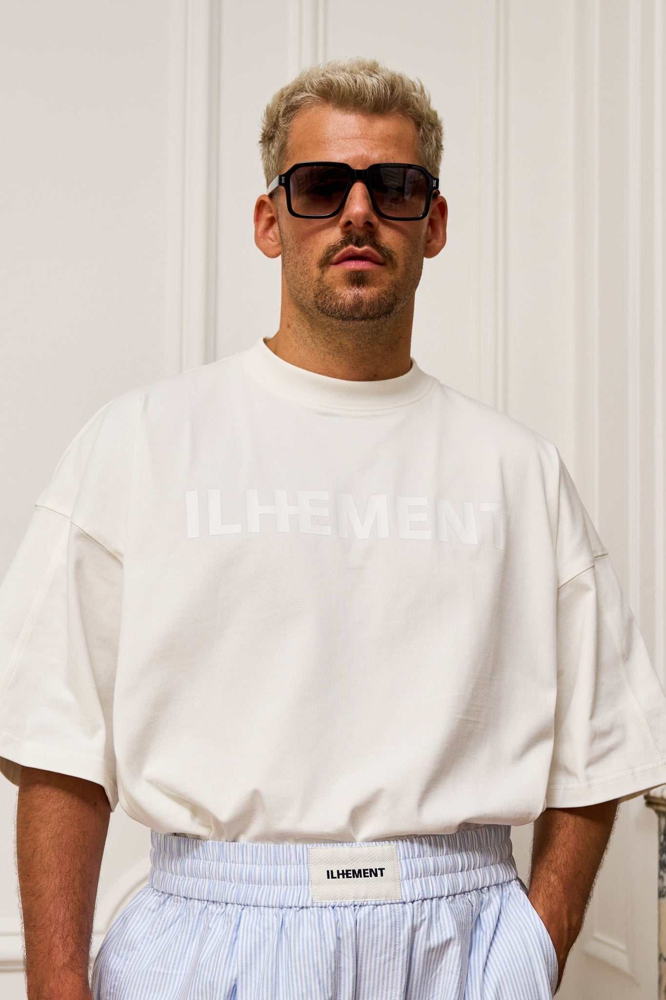 Oversized T-Shirt with architectural seams and tonal marble print