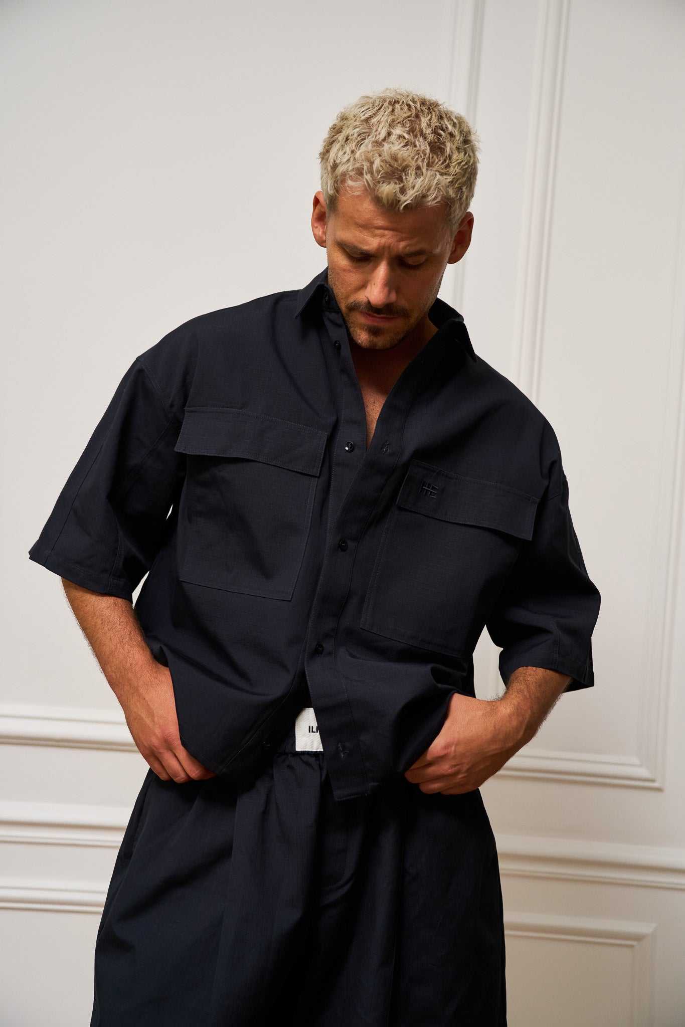 Shirt short sleeve ripstop made from structured organic cotton with oversized fit and subtle design details
