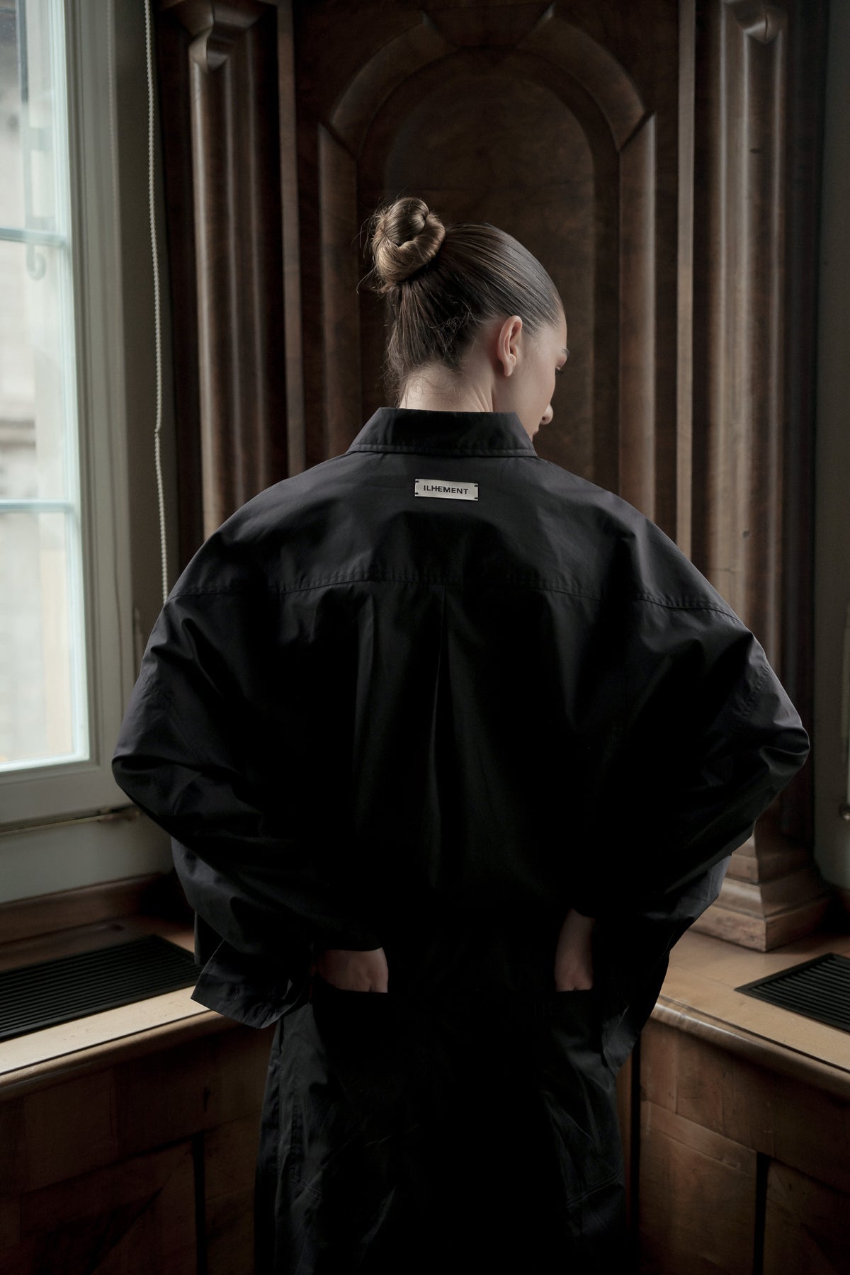 Atlas Shirt Black